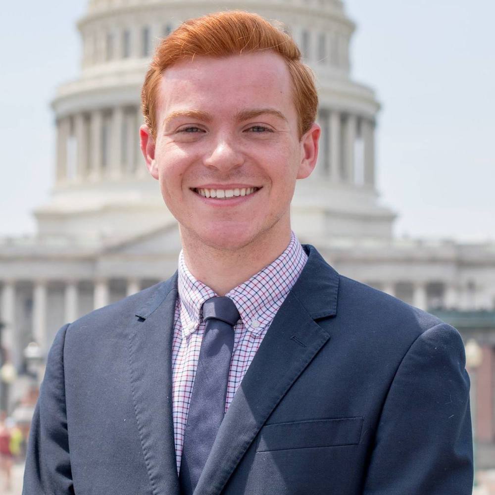 Meet your Posher, Alex